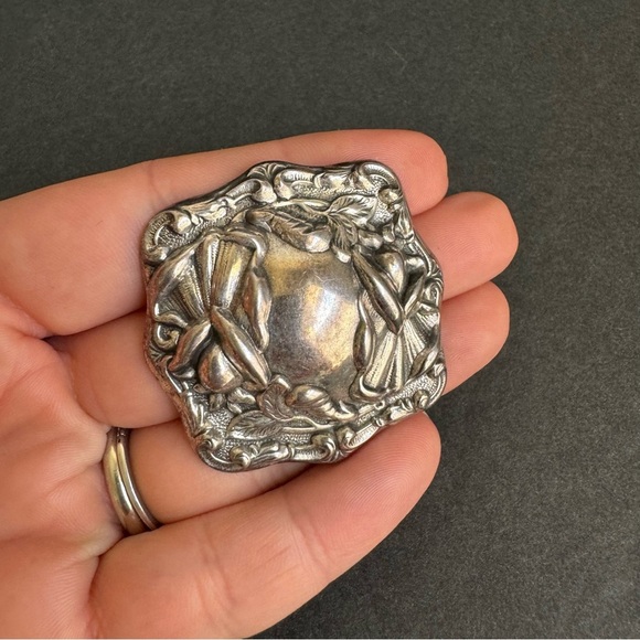 Art Nouveau Silver Brooch Ornate Square Pin Vintage Antique Estate Jewelry - Picture 9 of 11